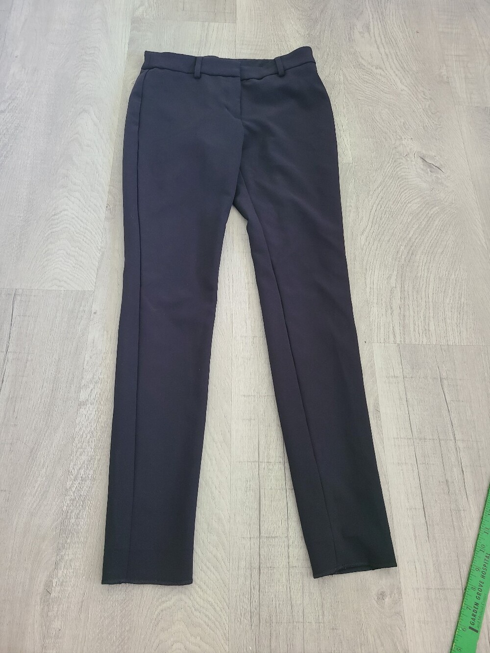 Express Skinny Mid-rise Dress Pants Black- Size 4R